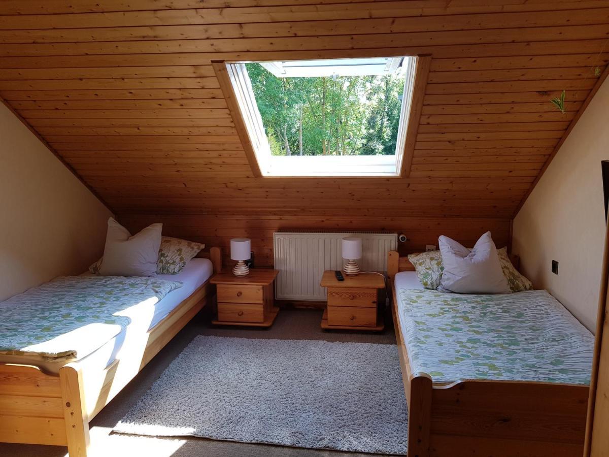 Gaestezimmer Aschenbrenner Бад-Родах Екстер'єр фото